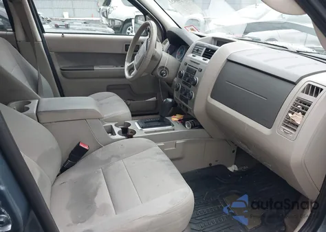 2010 Ford Escape Xlt из США, поврежденный, VIN 1FMCU9DG2AKB65109